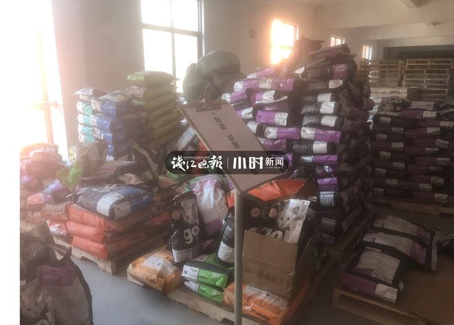 “GO！猫粮”深陷“有毒”风波小时记者独家探访宁波仓库：已收到大量退货(图7)