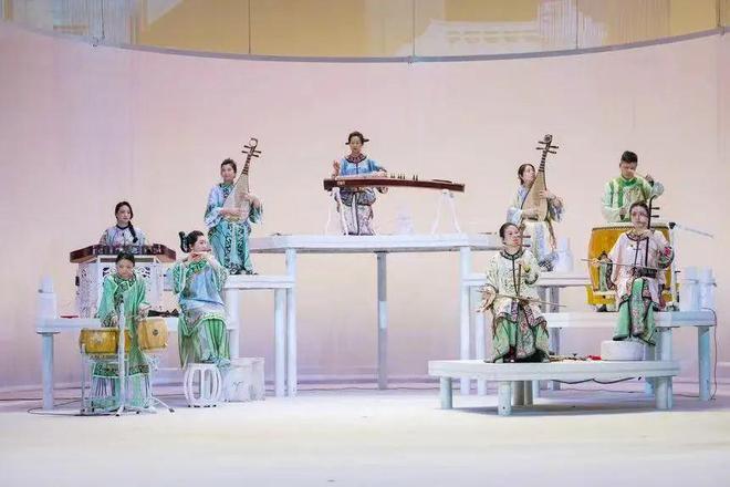 【快讯】中国影片《狂野时代》将亮相第78届戛纳电影节(图6)