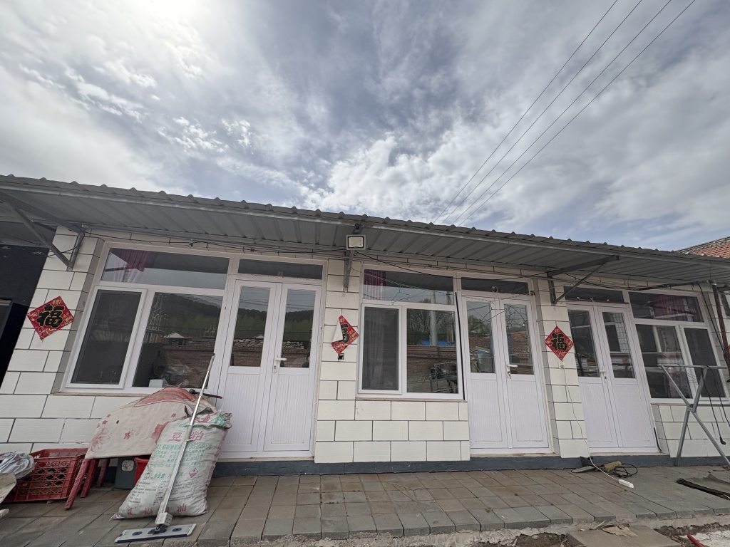 九游体育：数十家庭式养老院关停整顿背后一个县的养老难题(图2)
